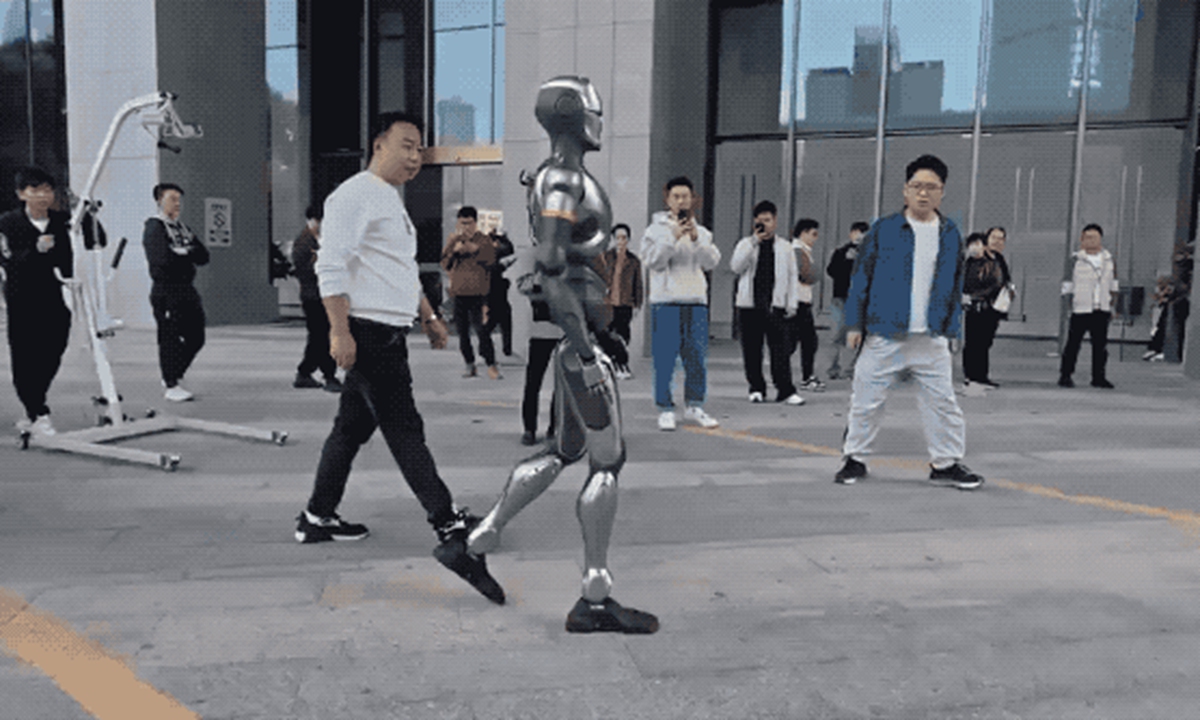 有人对他们